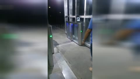百顺门控人脸识别闸机 人脸识别速通门